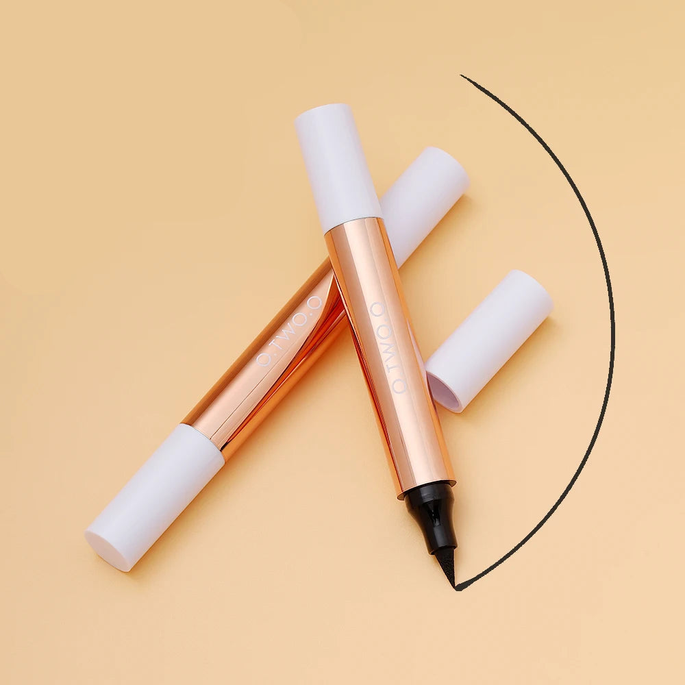 O.TWO.O Double-Ended Stamp Eyeliner Pen - Waterproof Fast-Dry Black Liquid Liner
